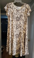 Kim Rogers dress medium Taupe, White, Black stretchy light wieght M womens