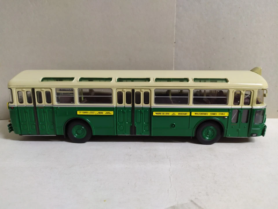 Autobús Chausson APU53 RATP . Norev 530030 . Escala 1/43 - Imagen 2 de 4