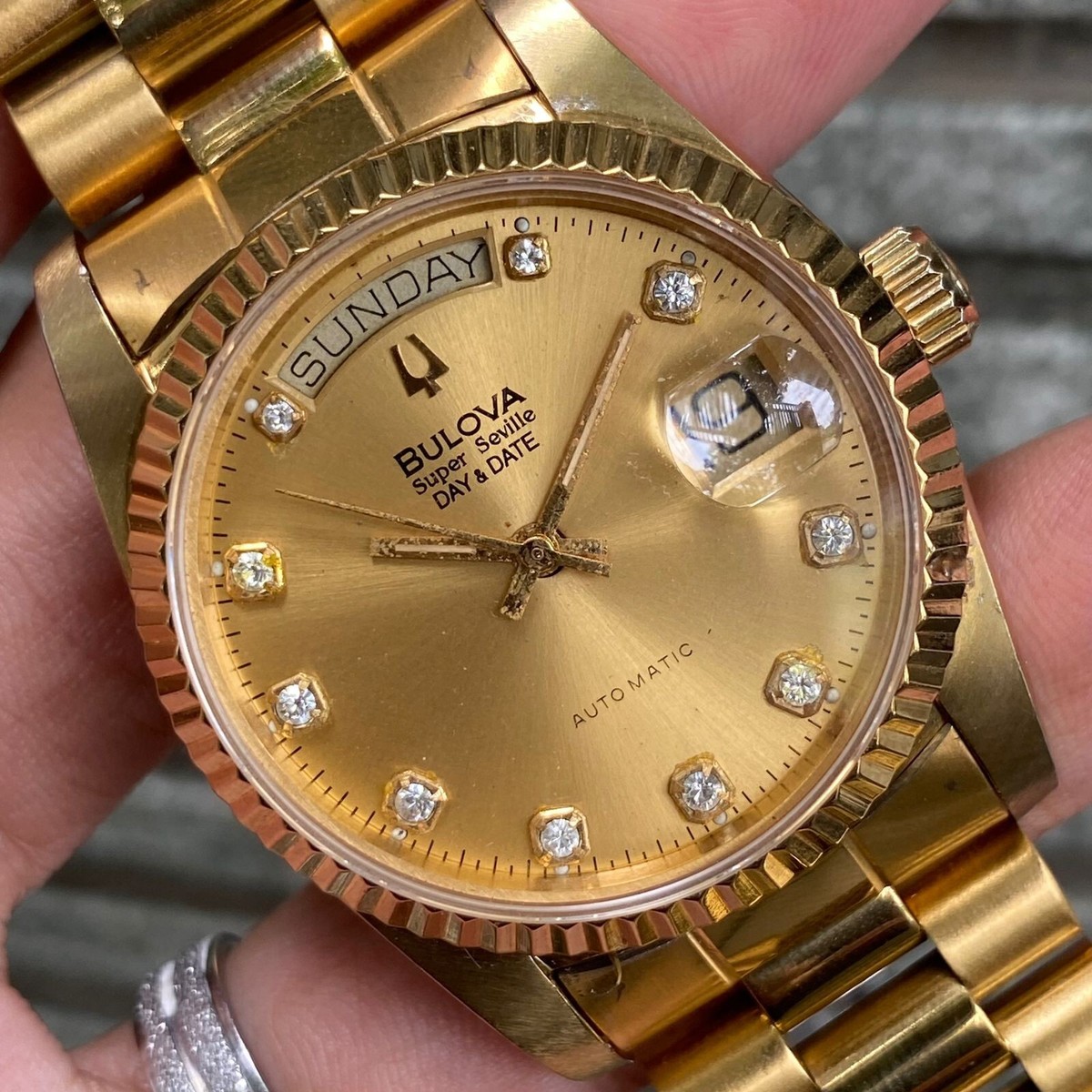 Rare Bulova President Super Seville Day Date Gold Diamond Rare Bulova President Super Seville Day Date Gold Diamond