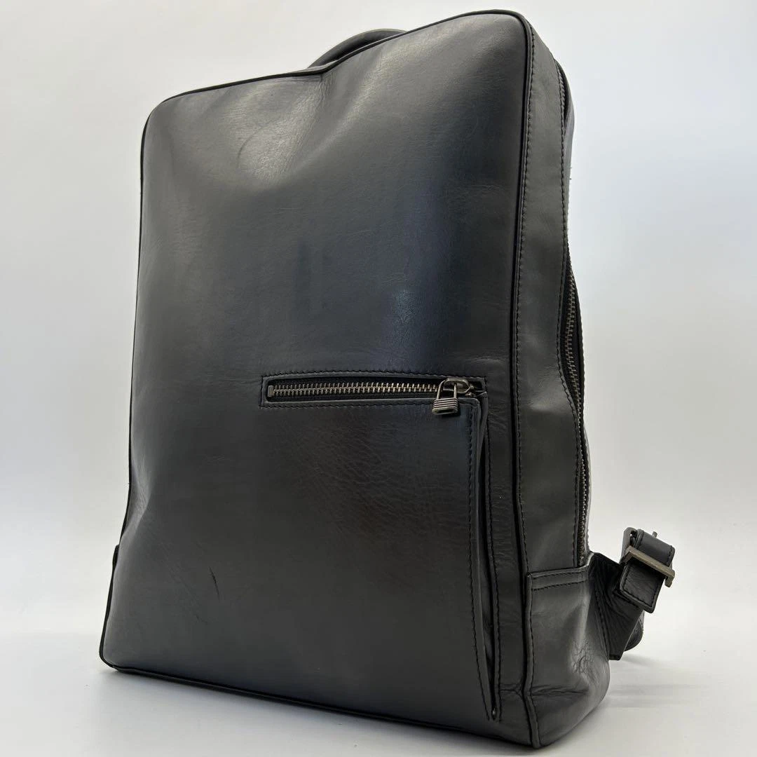 A4 Acceptable Motherhouse Antique Square Backpack Leather Black