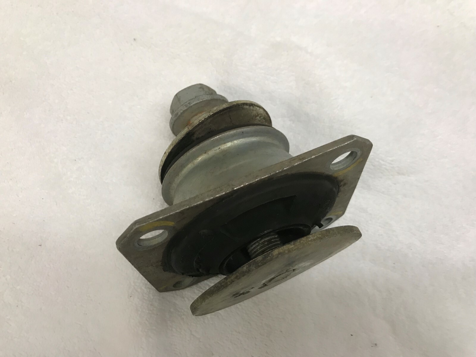 LAMBORGHINI GALLARDO LP550 560 570 TRANSMISSION MOUNT SUPPORT OEM 420399151B