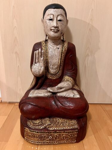 Wunderschöner Buddha aus Holzstamm 60cm groß, 12.3kg schwer!