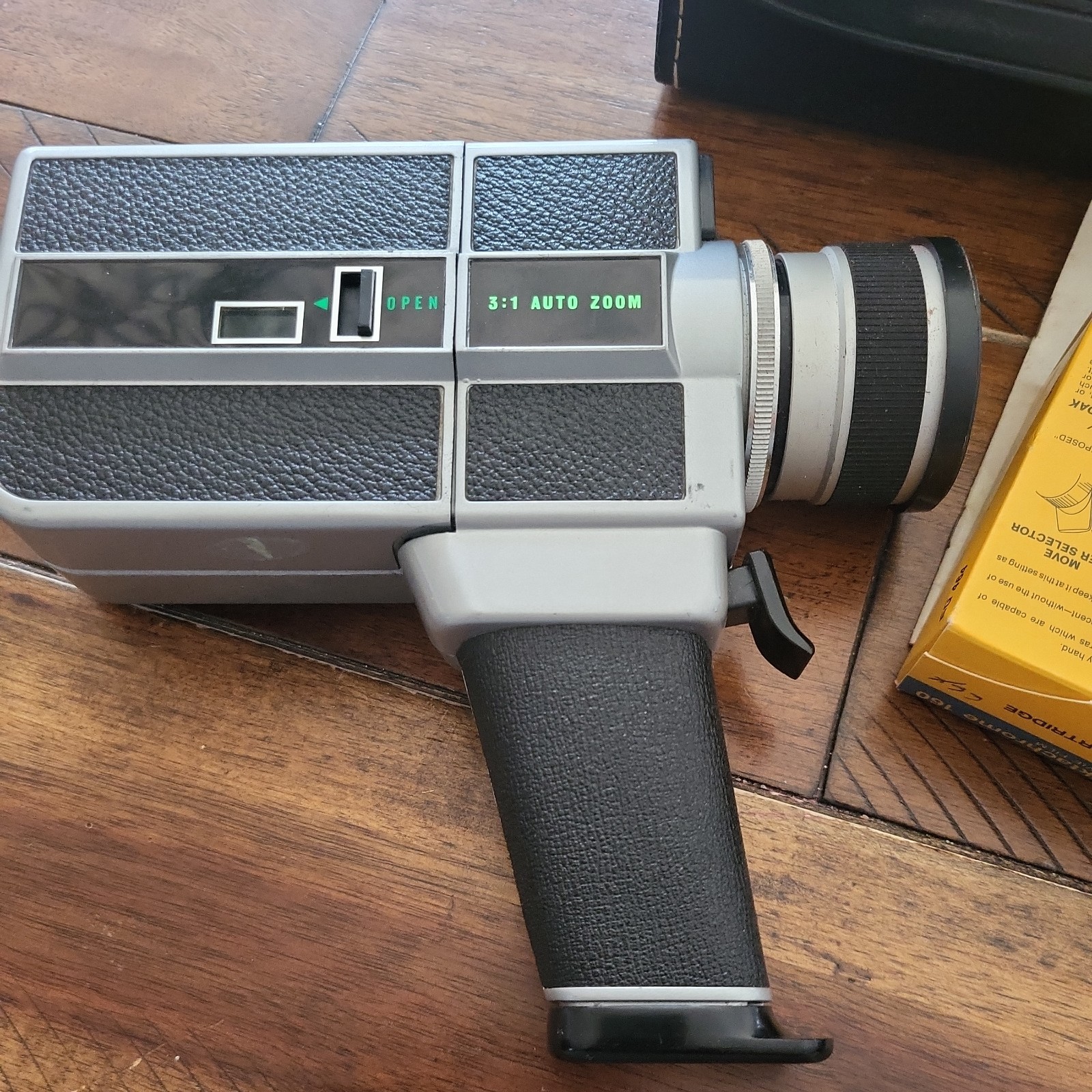Lentar 3PZ Super 8 Camera