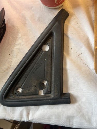 VW Golf 2 II 19E Spiegeldichtung Dreieck Fahrer Spiegel DICHTUNG 191853219