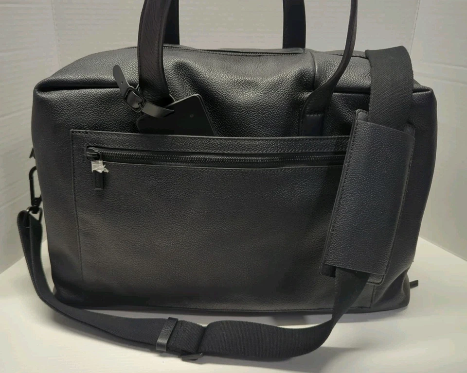 AWAY Everywhere 黑色皮革旅行随身包周末行李袋状况完好。 — 第 3/4 张图片