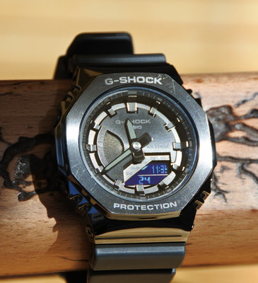 Casio G-Shock GM-S2100B-8A 200 m wasserdicht Shock resistant Neobrite Dunkelgrau
