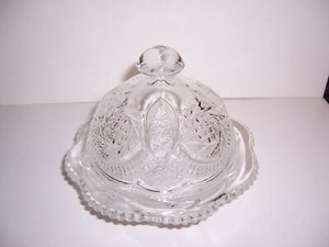 Vintage L.E. SMITH - Sunburst Pattern Pressed Glass - Butter Dish & Lid - 5 x 6