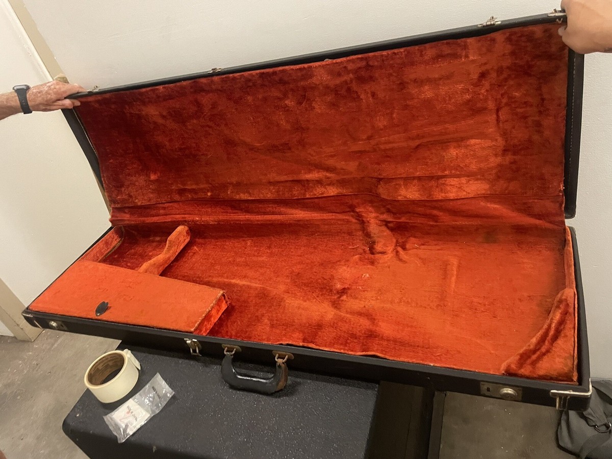 60's to early 70's Fender Precision or Jazz Bass Case Black All