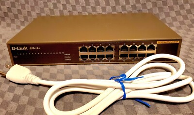 D-Link DSS Network switch - 16 ports D-Link DSS 16 Plus with power cord