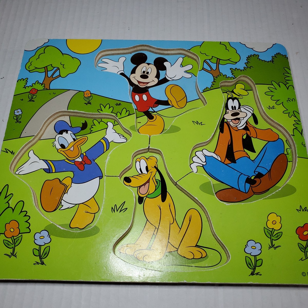 Disney's Mickey Mouse And Friends Wooden Jumbo Knob Puzzle for 18