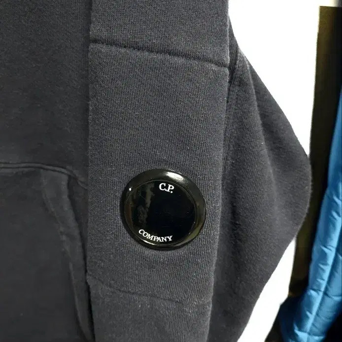 CP Company Heavyweight Navy Hoodie XL Men's Casual Sweater thumbnail 6