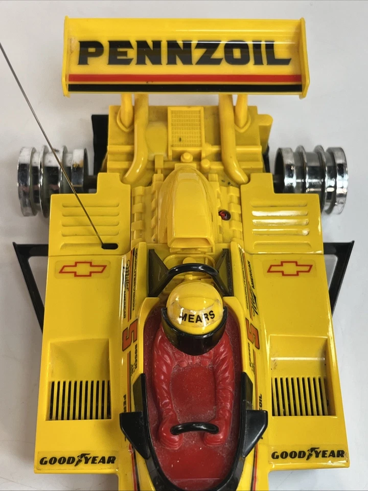Vintage 1988 Tyco Pennzoil Indycar RC Tested - Working Just Needs New Tires - Image 3 of 4