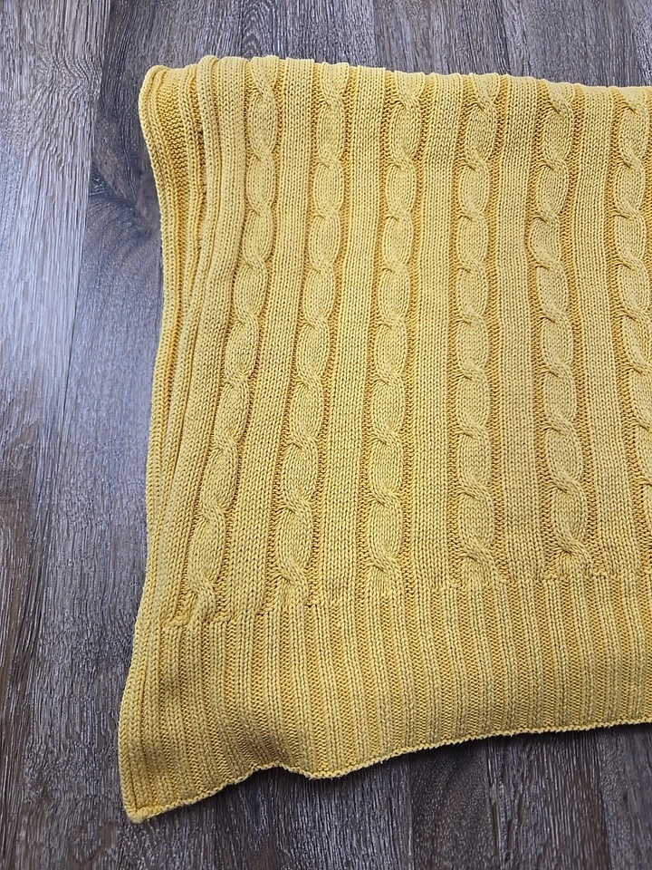 Manta tejida con cable Lauren Ralph Lauren amarillo mango 100 % algodón 68" x 55" Foto 2 de 4