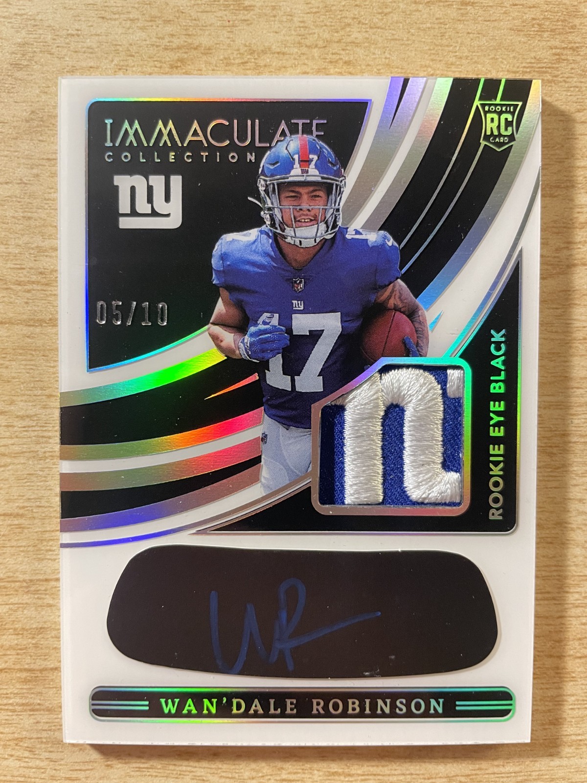 Wan'Dale Robinson Panini Immaculate Collection Immaculate Rookie Eye Black Jersey Autographs #REBWDR Base