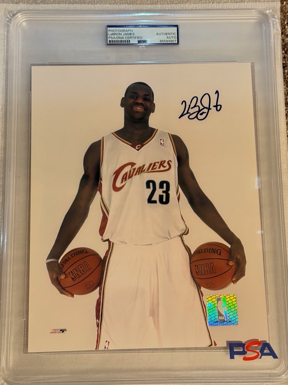 LeBron James Autographed Signed Cleveland Cavaliers Rookie 8x10 PSA Slabbed Encapsulated Cleveland 
