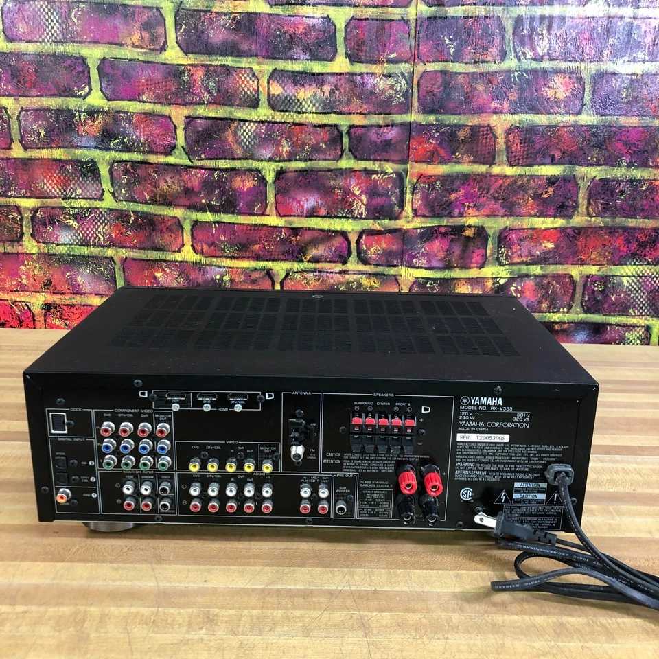 Yamaha RX-V365 5.1 Ch HDMI Surround Sound Receiver Stereo NO REMOTE - Works - Image 2 of 4
