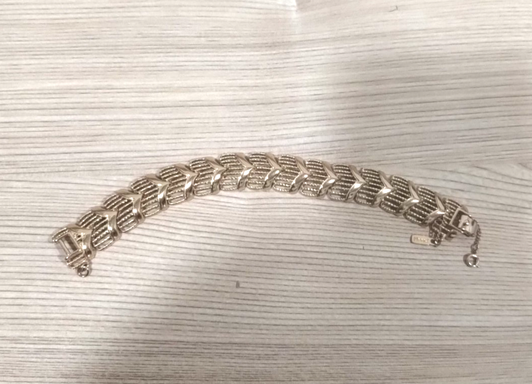 Vintage Monet Gold Tone Tennis Bracelet 7.5 Inch Adjustable Elegant Retro Style