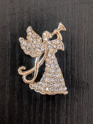 Vtg MONET Gold Tone Angel Wings Trumpet Rhinestone Pin Brooch 1.5'' Christmas
