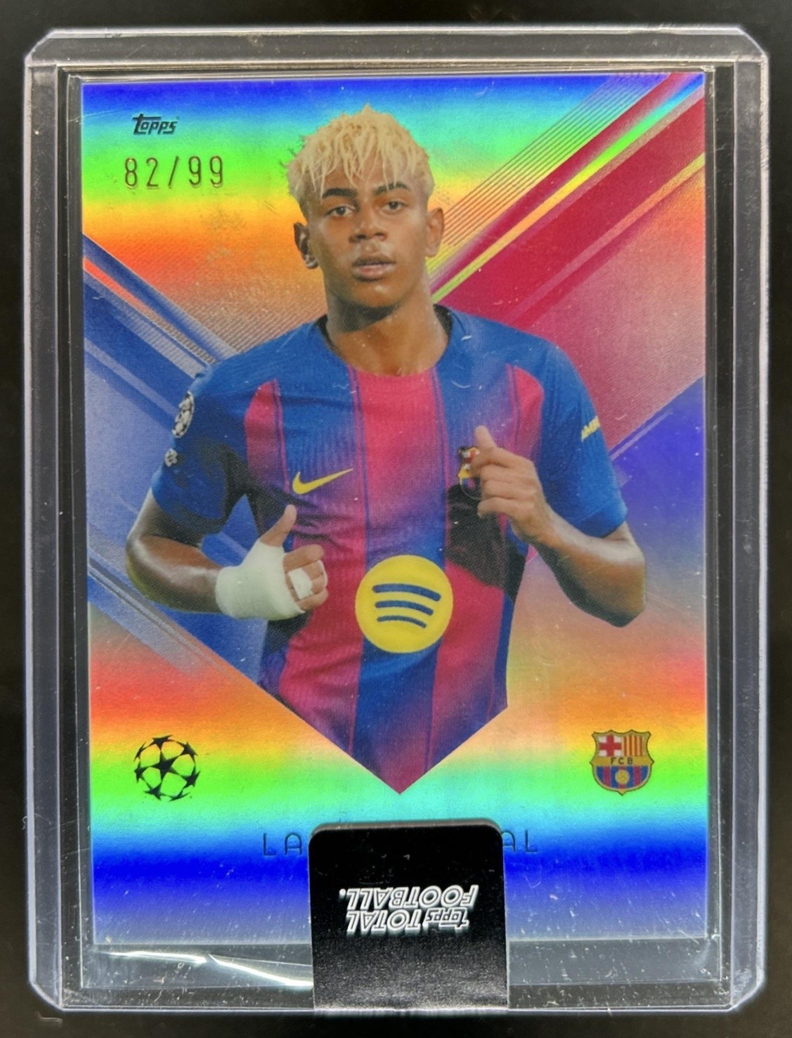 2025-26 Topps Total Football Lamine Yamal #81/99 Barcelona view 1