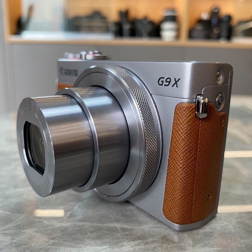 Canon PowerShot G9 X Premium Compact Camera 20.2MP 3X Optical Zoom