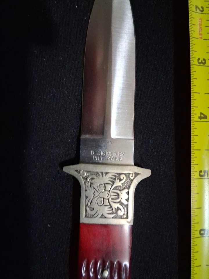 VINTAGE TAYLOR CUTLERY "DEVILS HEAD" DBL EDGED DAGGER FIXED BLD BY PHIL MANN - Image 3 of 4