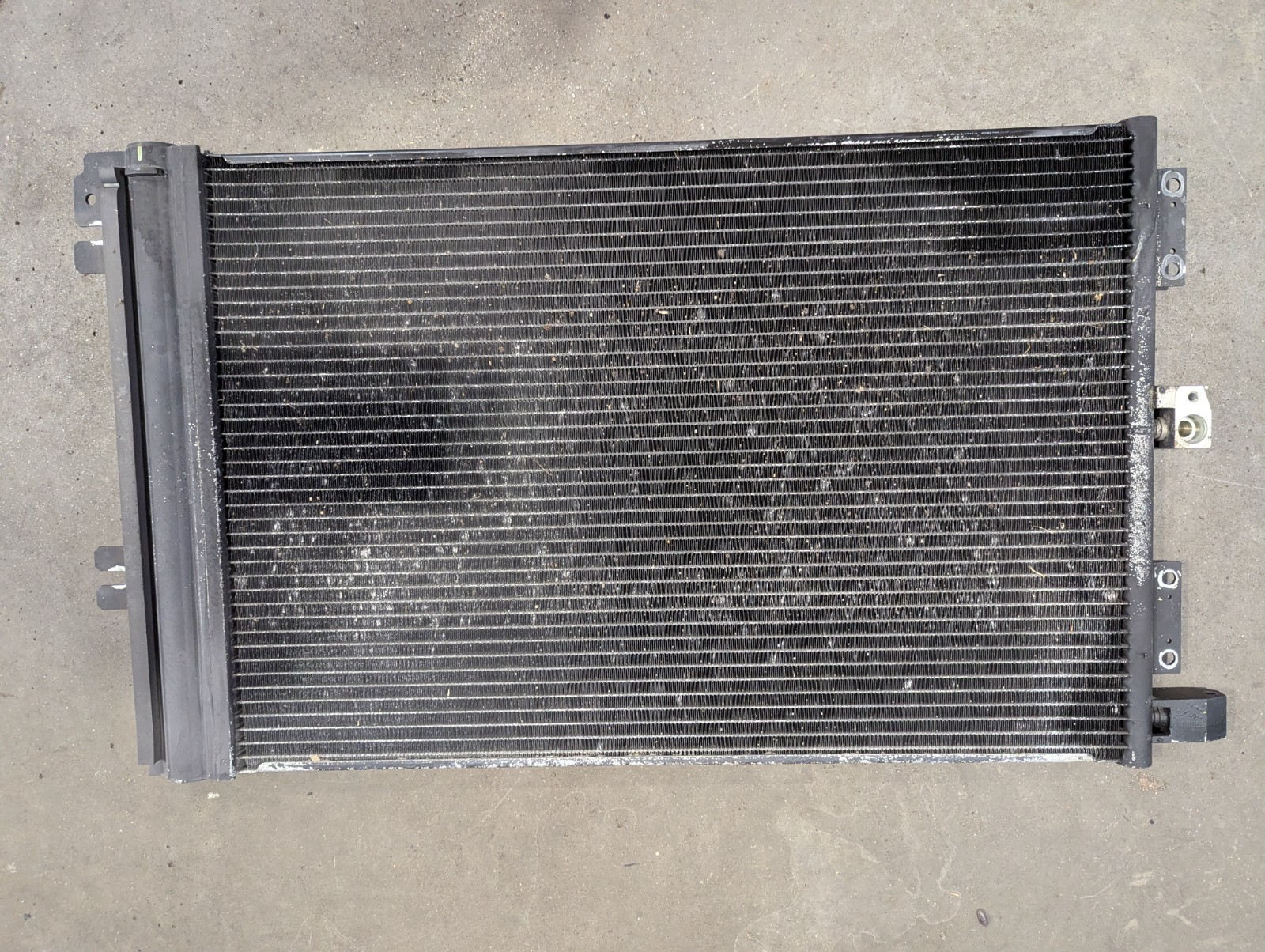 Maserati GranTurismo 2008-2019 Ac condenser P/N 228388