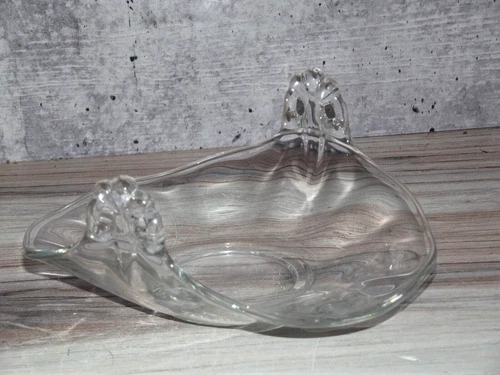 Vintage Depression Clear Glass Bon-Bon Dish With Handles & Curved Sides B61