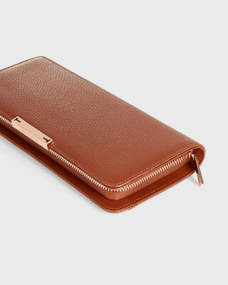 NWT $150 TED BAKER Jjader Sunken Zip TAN Leather Matinee