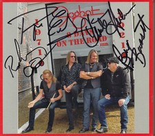 Foghat sgned by 5 - 8 Days on the Road signed CD-DVD Set 