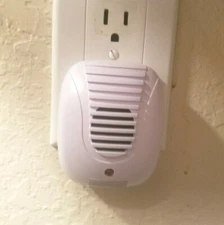 Car Garage Rodent Repellent ULTRASONIC (Remove Mice Rats Squirrels Mouse Engine)