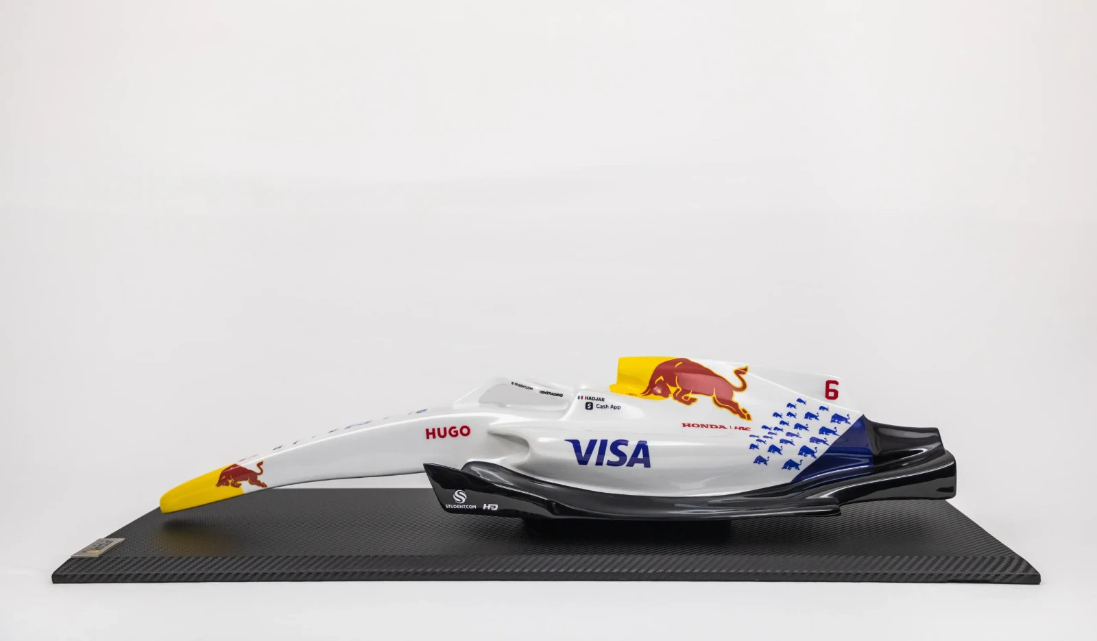Isack Hadjar Racing Bulls VCARB F1 1:6 Scale Monocoque Display– Collector’s Grab