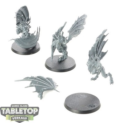 Flesh-eater Courts - 3x Crypt Flayers - unbemalt