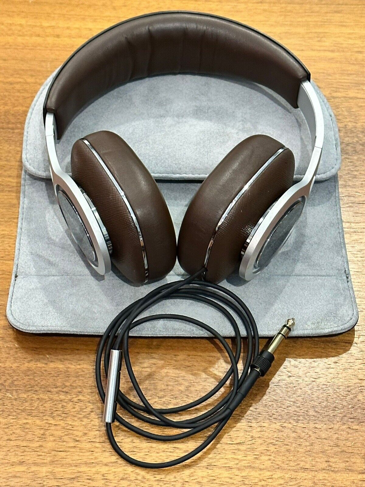 Bowers Wilkins P9 Signature Headphone B&W P9