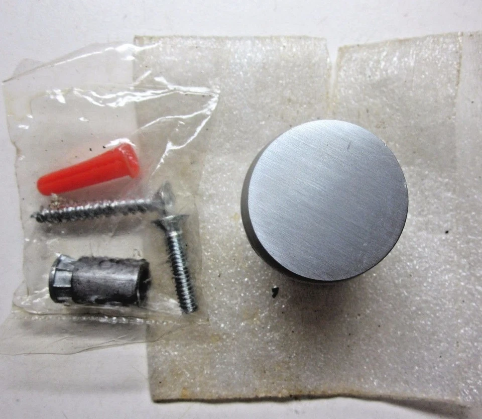 Rockwood 446 Floor Mount 1-1/2" Door Stop Bumper 1 Satin Chrome Heavy Quality Foto 2 de 4