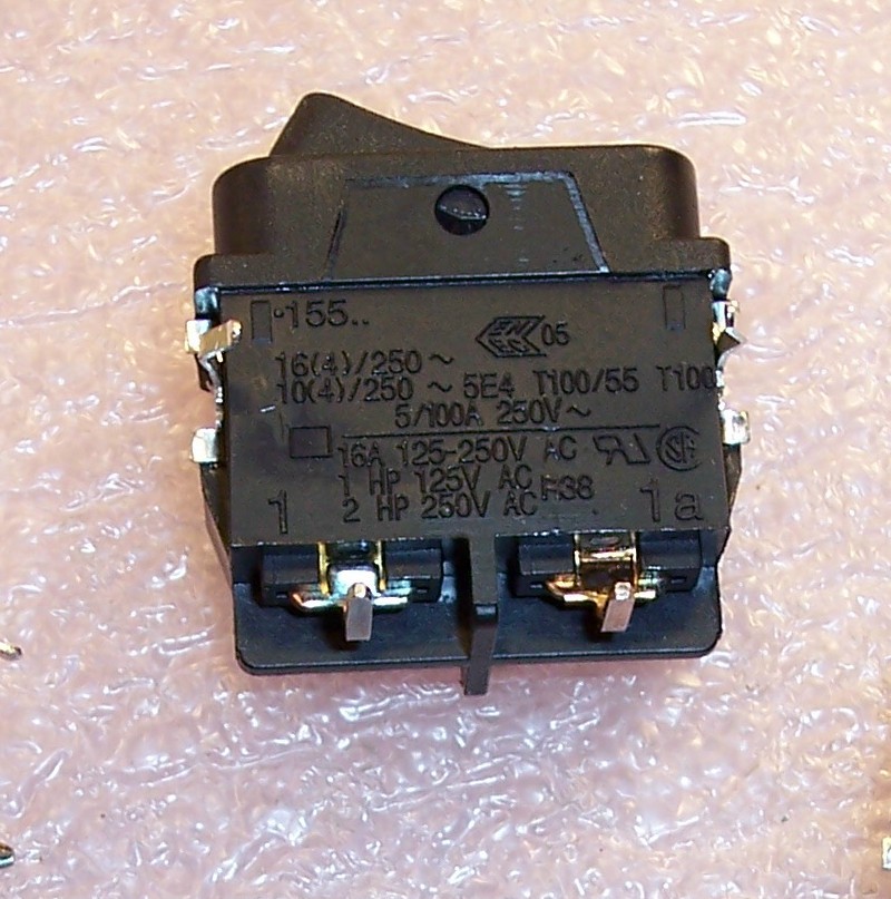 QTY (10) MARQUARDT ON/OFF RIGHT ANGLE ROCKER SWITCHES 16A 1550 SERIES ...