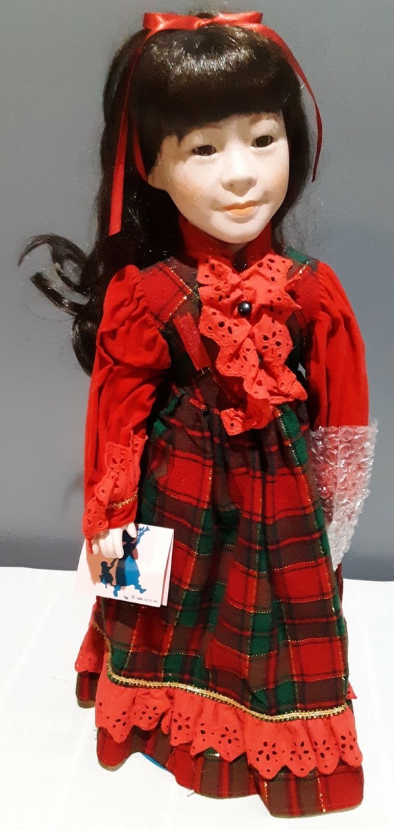 MARIAN YU DESIGNS HOLIDAY LIMITED EDITION ASIAN MUSICAL DOLL