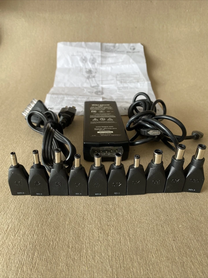 TARGUS APA01 UNIVERSAL 90W AC POWER ADAPTER LAPTOP NOTEBOOK CHARGER TIPS - Image 2 of 4