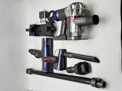 Dyson V8 Absolute Cordless Vacuum Up to 40 Min Runtime SV25 - - Scratch & Dent