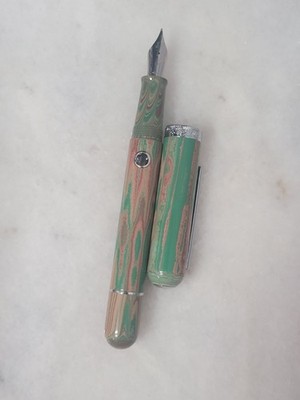 Nahvalur Nautilus Fountain Pen in Spring - Medium Point