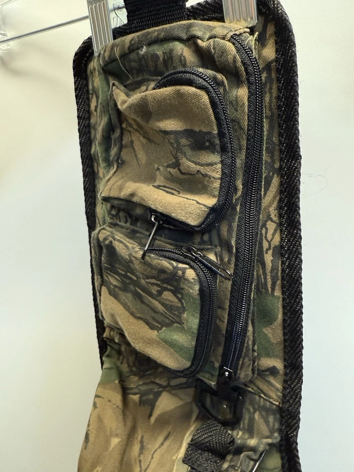 Vintage Conceal Realtree Trebark Camo 7 Pocket Hunting Fanny Pack Adjustable - Image 4 of 4