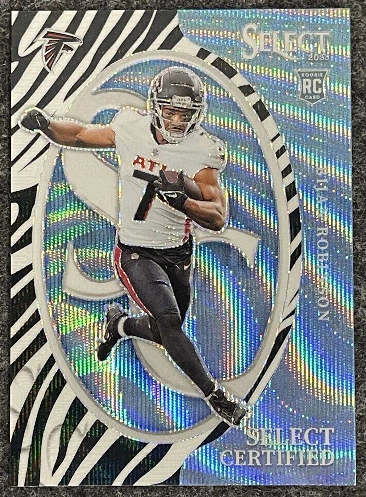 2023 Select Certified Rookies CRO-BRO Bijan Robinson Zebra Prizm CASE HIT