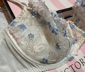 Victoria&rsquo;s Secret Wicked Wildflower Embroidery Unlined Bra Brazilian Set White