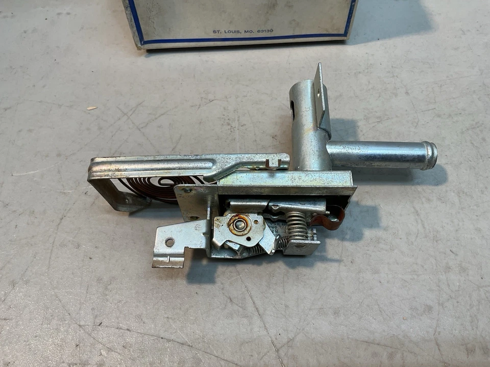 NOS NORS NUEVO 1961 1962 1963 FORD THUNDERBIRD VÁLVULA DE CONTROL DE CALEFACCIÓN...C2SZ-18502-A Foto 3 de 4