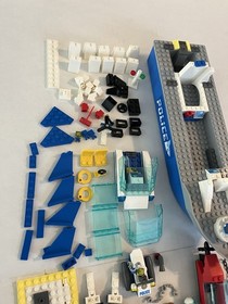 LEGO CITY MINFIGURE & PARTS LOT Police Patrol Boat 60277 60134 3368 Space Center