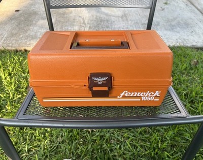 Vintage Fenwick 1050 Plastic Hard Tackle Box Orange 2 Trays, Dividers w/ Lures 