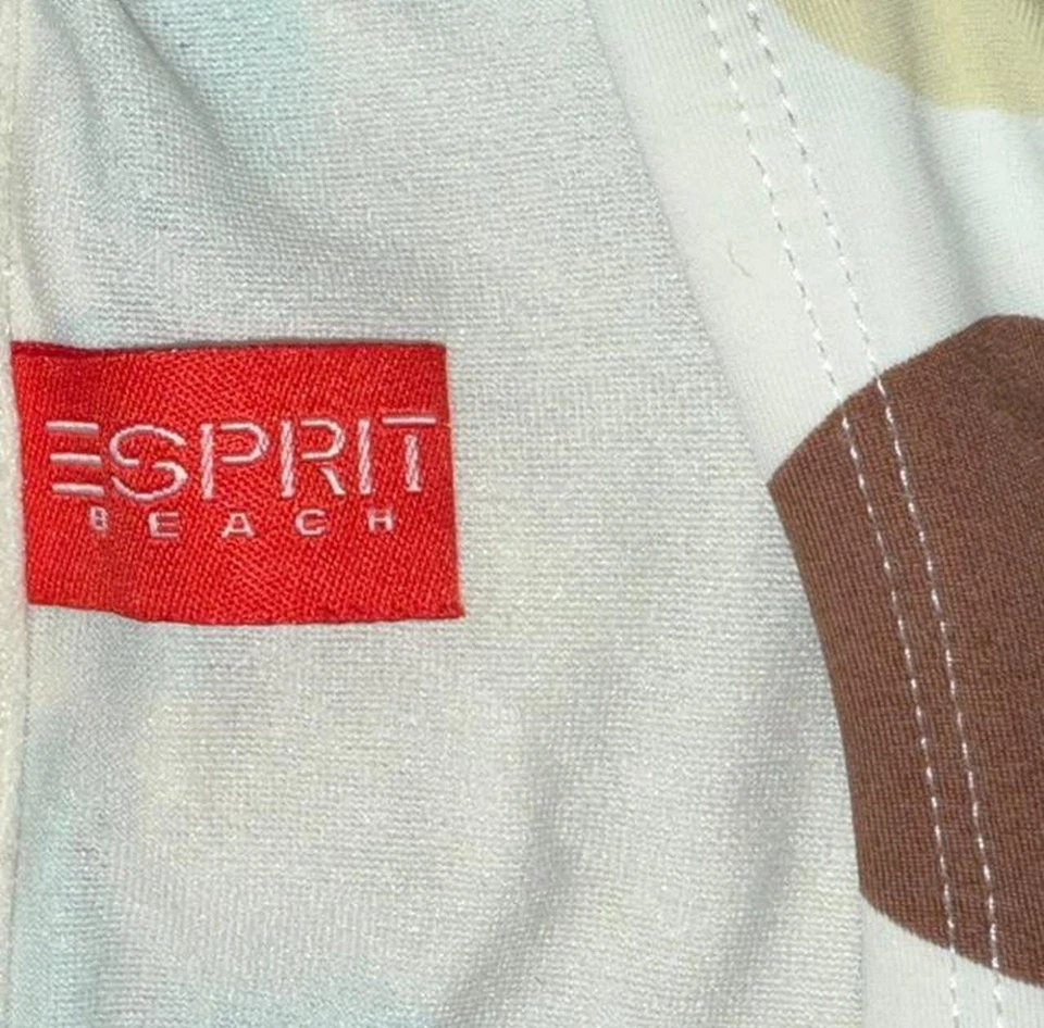 Calcinha de biquíni Esprit Beach bolinhas com detalhes de fivela | Tamanho desconhecido - Imagem 3 de 4