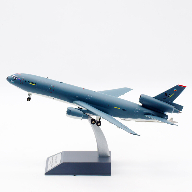 McDonnell Douglas KC-10A 1:200 スケール McDonnell Douglas KC-10A 1:200 スケール - メルカリ