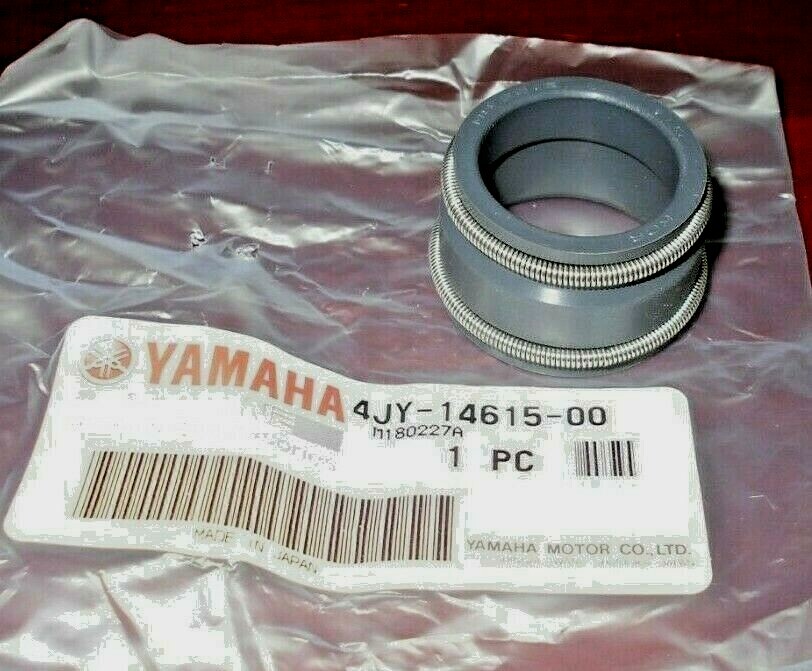 YAMAHA YZ125 EXHAUST HEADPIPE TO SILENCER RUBBER JOINT,SLEEVE 4JY
