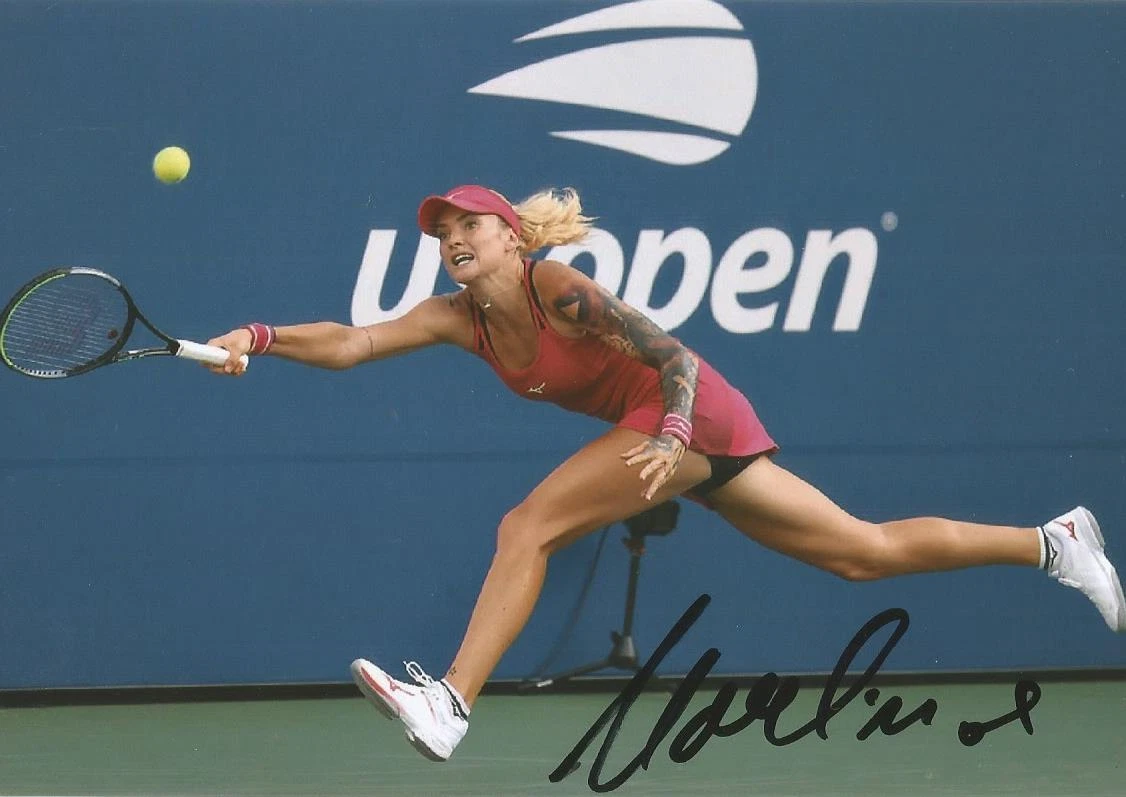 TENNIS TEREZA MARTINCOVA SIGNED 6x4 ACTION PHOTO COA CZECH