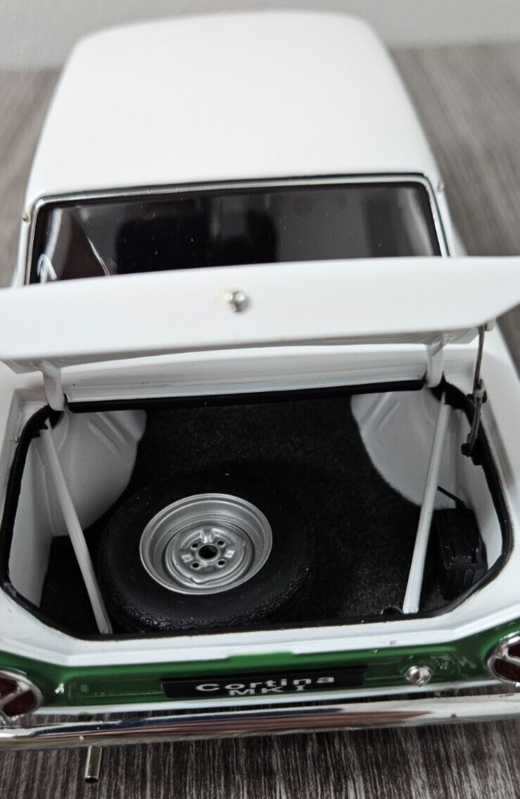 Lotus Cortina Mk1 White 1 18 Diecast Car Model by AUTOart 75331